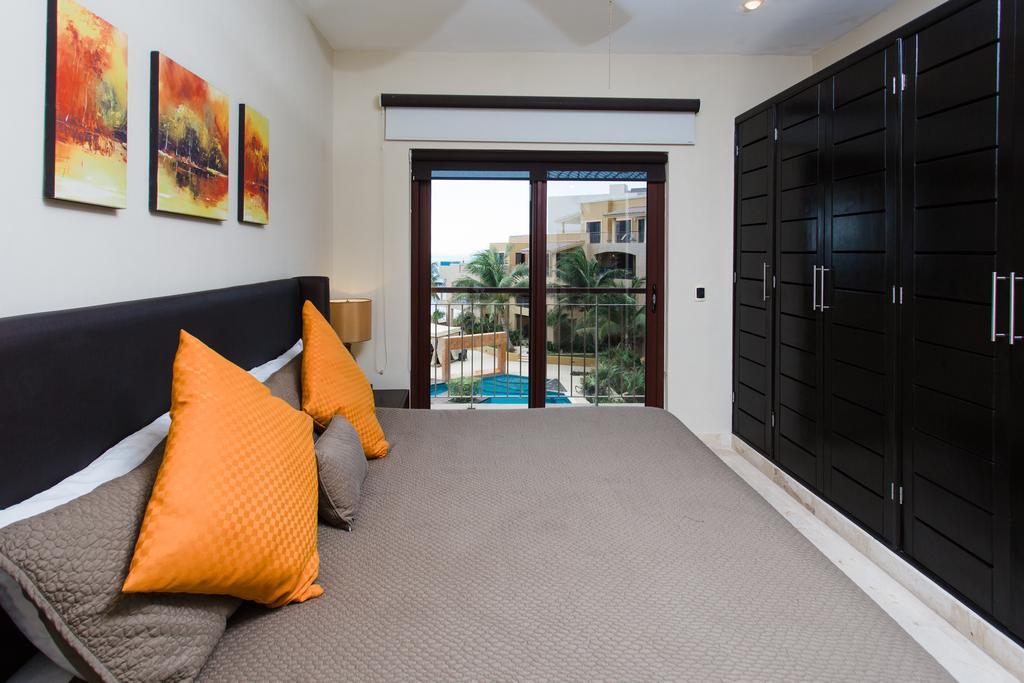 Oceanfront El Faro Surf 302 Apartment Плая дел Кармен Екстериор снимка
